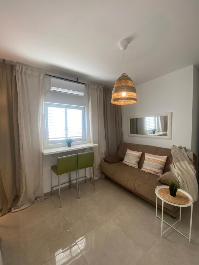 Apartment Oskar Beach บัตยัม ภายนอก รูปภาพ