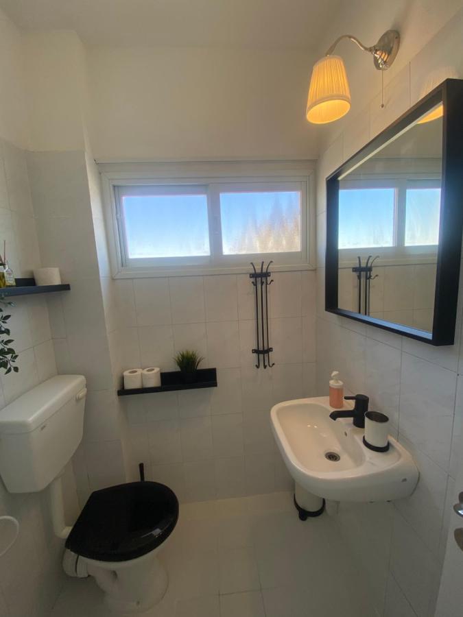 Apartment Oskar Beach บัตยัม ภายนอก รูปภาพ