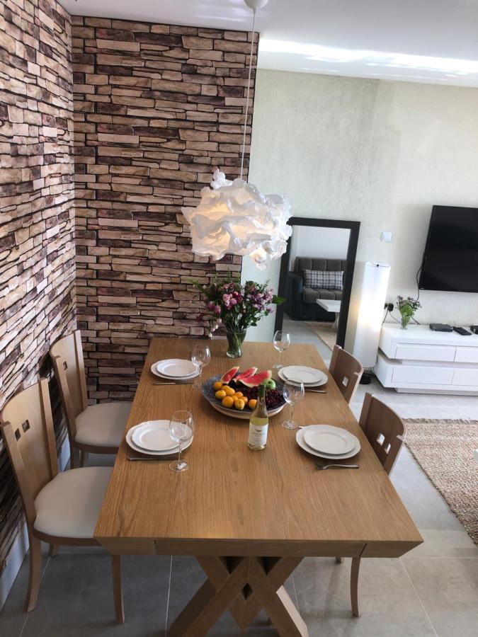Apartment Oskar Beach บัตยัม ภายนอก รูปภาพ